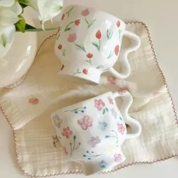 Керамическая кружка с милым цветочным узором и высокой ножкой, кофейная чашка с овсяным соком, чашка для завтрака, молока, кружка для отдыха, кружка для подарков на день рождения 301-400ml