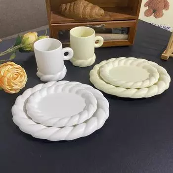 Керамическая кружка Twist Creative Twist Snack Delicate Light Dessert Fruits Coffee Milk Кружка для украшения рабочего стола Кофейная кружка с тарелкой