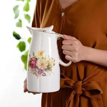 Керамические кувшины из Европы, бутылка для воды с ручкой, белый фарфоровый кувшин для сока, большая емкость, цветочный чайник, бытовой холодный чайник As Color Show