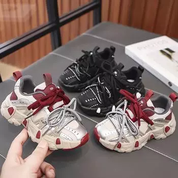 Детские кроссовки с толстой мягкой подошвой, спортивная обувь для студентов, красивая мода 2024 года, новые модные кроссовки для мальчиков и девочек, универсальные, нескользящие 26 чёрный