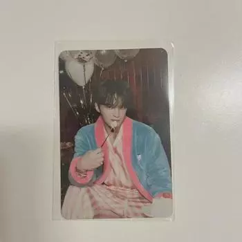 Ким Джэ Чжун продает входные билеты на J-party