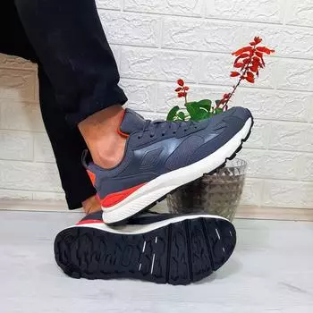 Kinetix Bret темно-серая нескользящая мужская спортивная обувь Fuspet