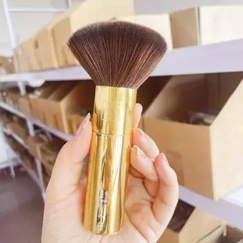 Кисть для макияжа Sculpting Buki Powder Brush Nr 107 - Золотая ручка Аэрограф, бронзатор, тональная основа, румяна, косметические инструменты