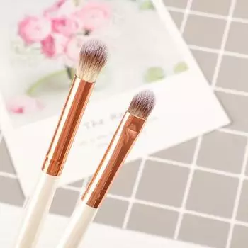 Кисть для макияжа, удобная для переноски, многоцелевая, элегантная, практичная, косметическая для теней для носа для девочек C