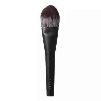 Кисть для нанесения пудры THREE Pristine Complexion