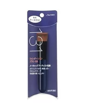 Кисть для тонального крема Shiseido 131 (с особым случаем) чистый