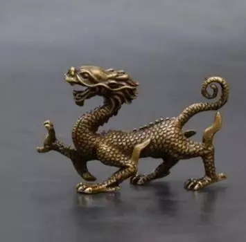 Китай Латунная архаичная резьба по дракону Маленькая статуя