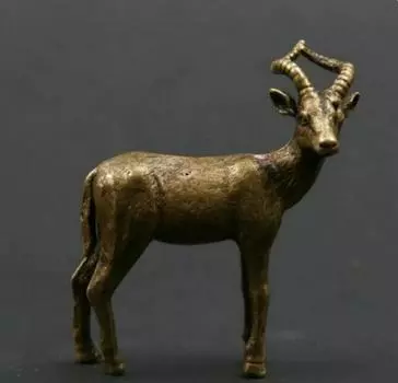 Китайская бронзовая статуя милого животного антилопы Бушбака Хартбиста Орикса