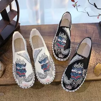 Китайские мягкие подошвы новые пекинские мужские тканевые туфли с вышивкой лазанья этнические ленивые дышащие педали мужские туфли ручной работы 39 белый