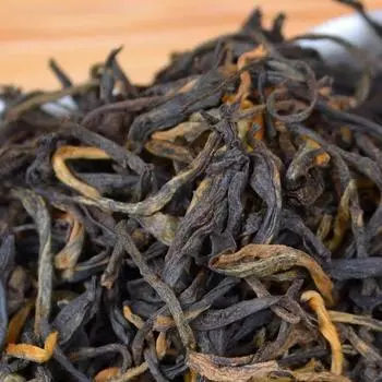 Китайский красный чай Юньнань Фэнцин Юньнань неспециальный дикий кунг-фу черный чай 500 г рассыпной чай Маофэн 500g