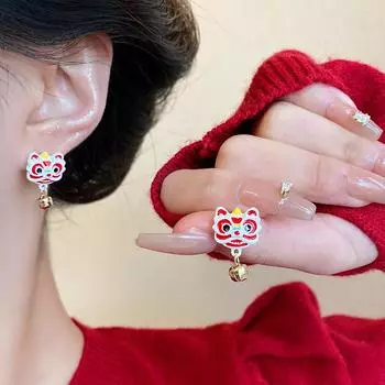 Китайский стиль Новогодний праздничный лев, пробуждающийся красный милый маленький лев серьги 1 pair