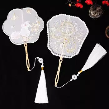 Китайский веер с вышивкой цветов, круглый шелковый веер в стиле ретро, старинный веер с кисточками для танцев, аксессуары для свадебной вечеринки Cheongsam Tang 1PC