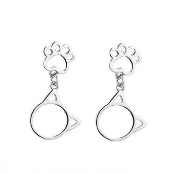Kitten Moving Earrings Female Sweet Girl Heart Cute Hollow Cat Paw Stud Earrings Short