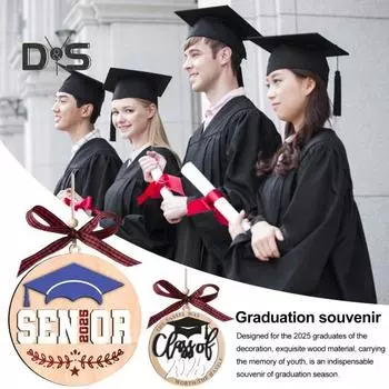 Класс 2025 Украшение Выпускной Подвесной Украшение Деревянный Выпускной 2025 Подвеска со шнурком Подарок на Выпускной для Выпускника Старшей Школы Колледжа Университета белый