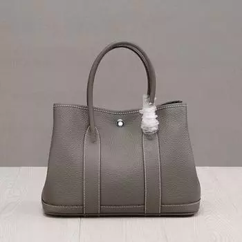 Классическая женская сумка из натуральной кожи европейского и американского производства 2023 года — первый слой коровьей кожи, повседневная сумка для вечеринок и покупок цвета личи.