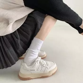 Классические американские универсальные белые туфли на платформе в стиле ретро для женщин 2025 года, новые популярные легкие спортивные туфли для сноуборда на весну и осень 35 чёрный