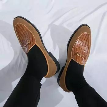 Классические мужские туфли с острым носком из кожи, туфли для банкета и свадьбы, деловые, повседневные, джентльменские, мужские туфли для торжеств 38 коричневый