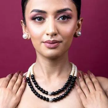 Классический комплект жемчужного ожерелья с двойной линией Estele с родиевым покрытием для женщин