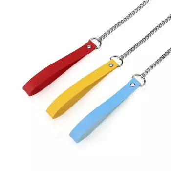 Классический кожаный поводок для собак, металлический сплав, поводок для домашних животных, поводок с вращающимся на 360° крючком и петлей, который можно скручивать, чтобы предотвратить потерю поводка для собак