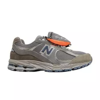 Клатч New Balance 2002R - Кроссовки унисекс Castle Grey Natural-Indigo M2002RVA 42.5