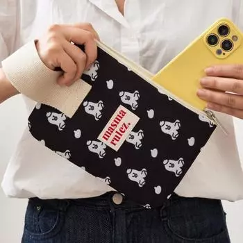 Клатч с характерным ремешком MOONO x Masmarulz yellow