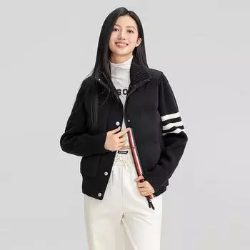 Knitted splicing light and thin down jacket women s 2024 winter fashion contrasting color striped stand-up collar casual white duck down jacket S белый
