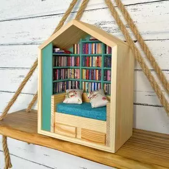 Книжная комната для книг с мини-подушкой для книг, которая избавит вас от беспокойства, миниатюрная книжная полка, книжный уголок, деревянный книжный домик, украшение, подарок для книголюба A