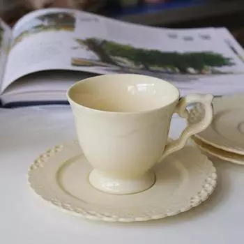 Кофейная чашка и тарелка с рельефной текстурой в стиле ретро, набор из двух предметов, классическая кофейная чашка для послеобеденного чая, керамическая чашка для воды, кружка, чашка для молока