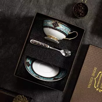 Кофейная чашка Маленький роскошный набор Одинарная костяной фарфор Британская керамика Высококлассная чашка для цветочного чая Изысканный набор для послеобеденного чая gilt years