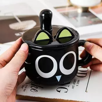 Кофейная чашка, посуда для напитков, креативная керамическая чашка для воды с изображением кота, мультяшная анимация, окружающая студенческое общежитие, керамическая кружка с крышкой для молока 401-500ml чёрный