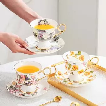 Кофейная чашка с блюдцем и рисунком в скандинавском стиле из британского костяного фарфора с высокой ножкой, керамическая чашка для послеобеденного чая, подарок на Новый год