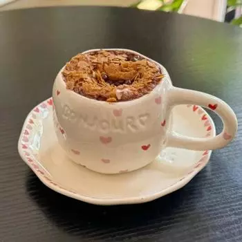 Кофейная кружка и блюдце Неправильное сжатие вручную Керамическая чашка для чая Перерыв на дневной чай Молоко Десертные чашки Подарки Кружка для воды 220ml