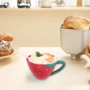 Кофейная кружка с клубничным дизайном, утренняя чашка, большая емкость или портативные портативные напитки для холодных напитков