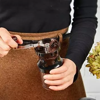 Кофемолка для кофейных зерен 1 шт. Бытовая маленькая ручная мельница для кофейных зерен Портативная мини-мельница для кофейных зерен