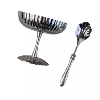 Коктейль из мороженого с десертом на ножке для выпускных на кухне Stripe Type