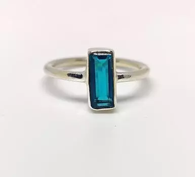 Кольцо Baguette London с синим топазом, серебро 925 пробы, женское кольцо, подарок для нее, эффектное кольцо, кольцо с драгоценным камнем 4.5