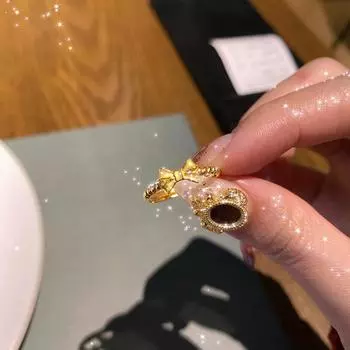 Кольцо-бантик, женское регулируемое кольцо с живым открытием, простое и холодное кольцо-хвост с закручивающимся стержнем, кольцо. Opening adjustable золотой