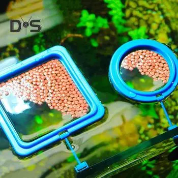 Кольцо для кормушки для рыб Фиксированная зона кормления Поднос для еды Подвеска Пластиковый аквариум Плавающее кольцо для корма для рыб с присоской для гуппи Бетта Золотая рыбка Round синий