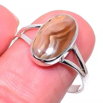 Кольцо из чистого серебра 925 пробы с натуральным медовым родохрозитом S.9.5 L7d01