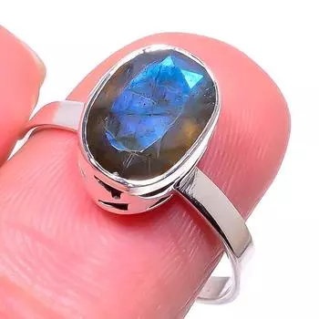 Кольцо из чистого серебра 925 пробы с натуральным лабрадоритом ручной работы S.8.5 d1u45