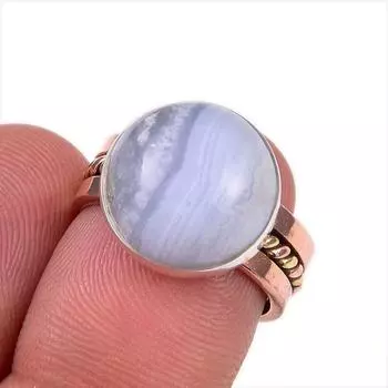 Кольцо из двухцветного серебра 925 пробы с натуральным голубым кружевным агатом S.6 b8s33