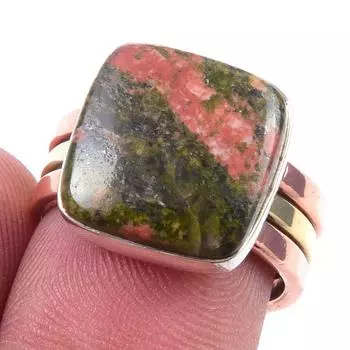 Кольцо из двухцветного серебра 925 пробы с натуральным драгоценным камнем унакитом, размер 6, A3h19