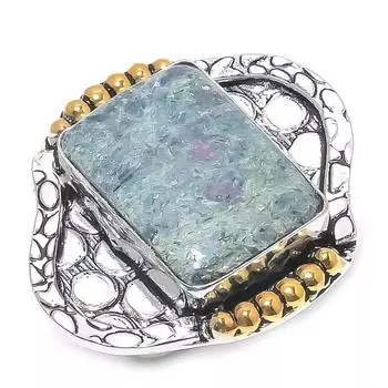 Кольцо из двухцветного серебра 925 пробы с драгоценным камнем рубин-кианит, размер 8 o7o97