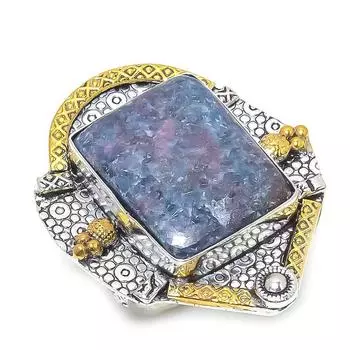 Кольцо из двухцветного серебра 925 пробы с рубиновым фукситом, размер 8 z1z12