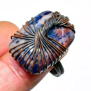 Кольцо из медной проволоки с драгоценным камнем содалит, размер 7