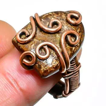 Кольцо из медной проволоки с драгоценным камнем бронзит, размер 7,5