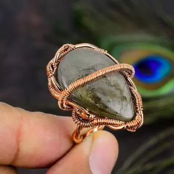 Кольцо из медной проволоки с натуральным лабрадоритом ручной работы, размер 8,5 c1E22