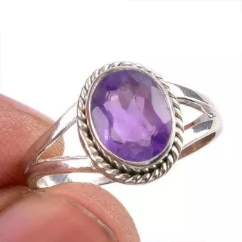 Кольцо из натурального аметиста, серебряное, 925 пробы, размер 7,5, Q8Q66