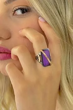 Кольцо из серебра 925 пробы с натуральным аметистом ручной работы особого качества