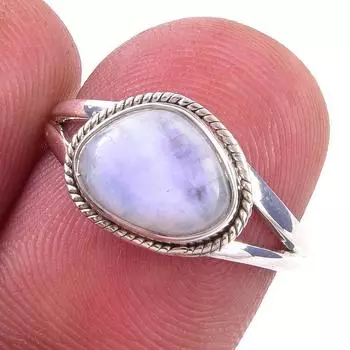 Кольцо из серебра 925 пробы с натуральным радужным лунным камнем S.6 i7T66